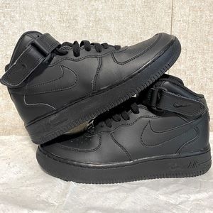 Nike Air Force 1 MID